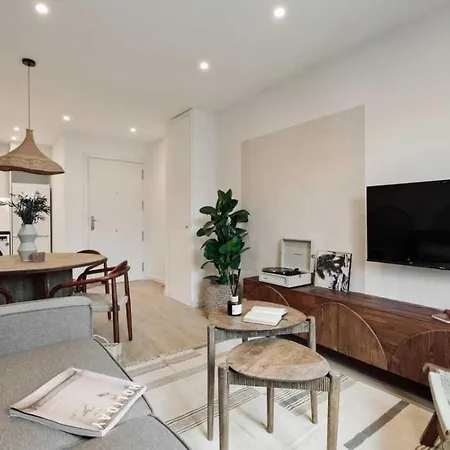 Apartment New Born 2br